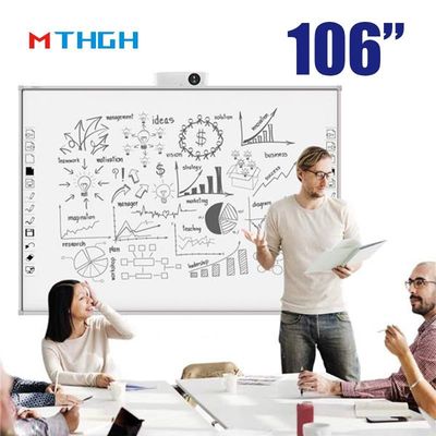 106 Inch Electromagnetic Touch Smart Whiteboard Resolusi layar 3840X2160 Untuk interaksi sekolah